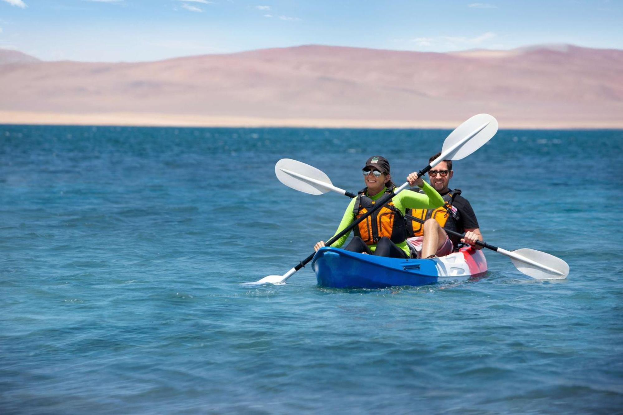 The Legend Paracas Resort, A Destination By Hyatt Hotel Exterior foto Kayaking in the Atacama Desert