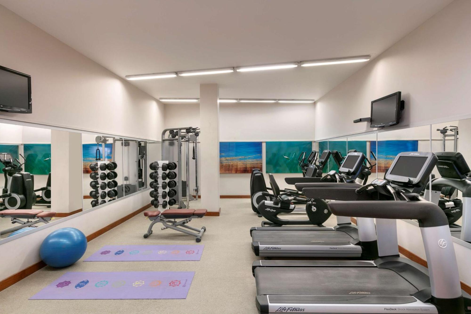 The Legend Paracas Resort, A Destination By Hyatt Hotel Exterior foto The gym at the hotel
